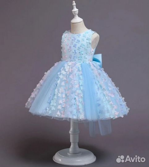 Нарядное платье для девочки р. 110,116