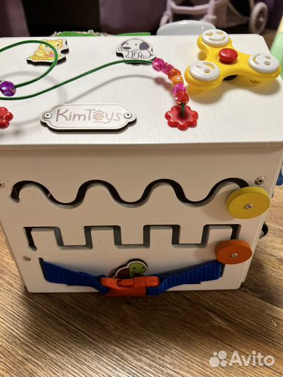 Бизиборд домик kimtoys