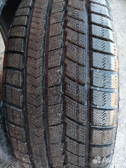 Accelera Alpha 225/45 R17