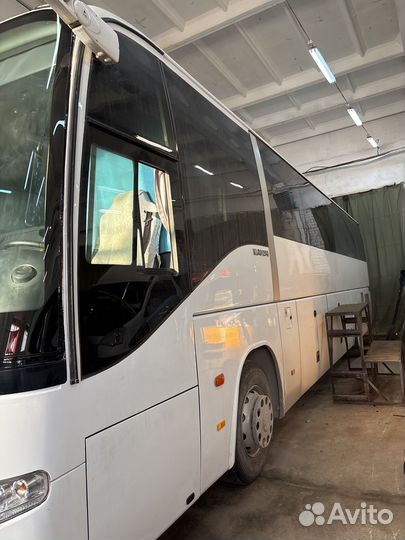 Стекло боковое