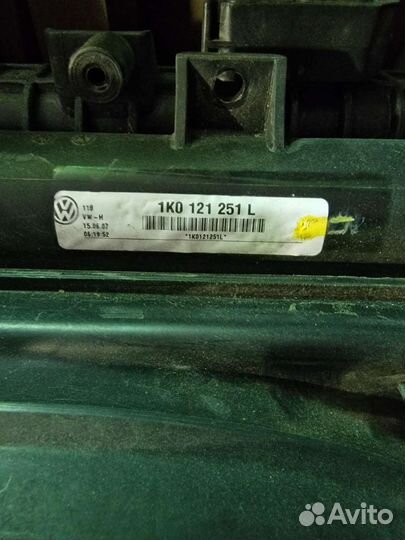 Продам касету радиатора VW Touran