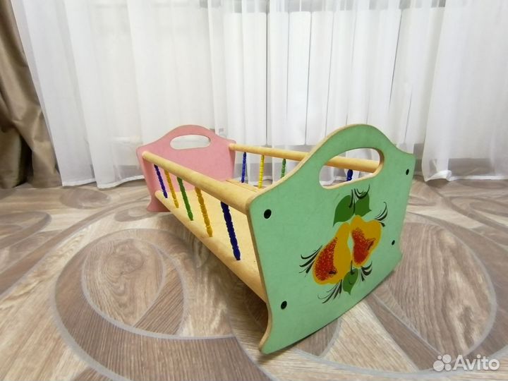 Кровать кукольная