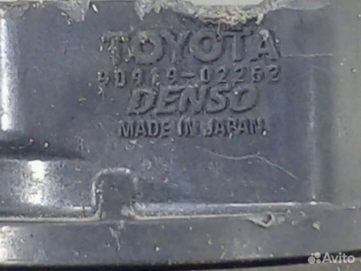 Катушка зажигания Toyota Rav 4 2.0 3ZR 2010
