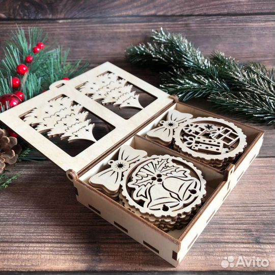 Елочные игрушки из дерева