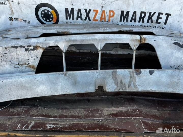 Бампер передний Suzuki Grand Vitara 2000