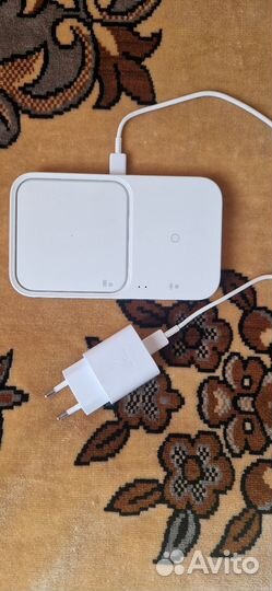 Беспроводное зарядное устройство Samsung