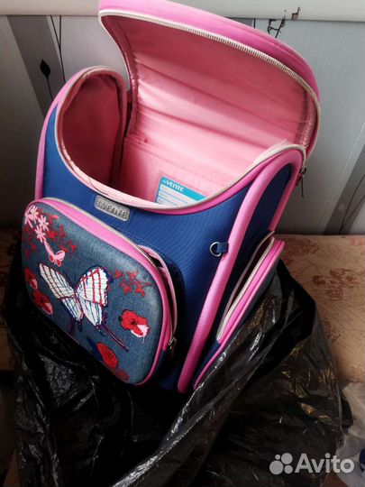 Школьный рюкзак