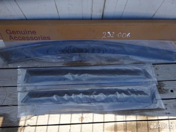 Дефлекторы боковых стекол 3 шт Kia Ceed Хэтчбек 12