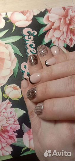 Маникюр гель лак