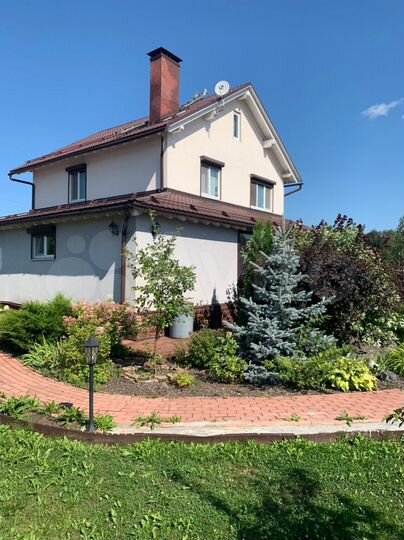 Дом 226 м² на участке 18 сот.