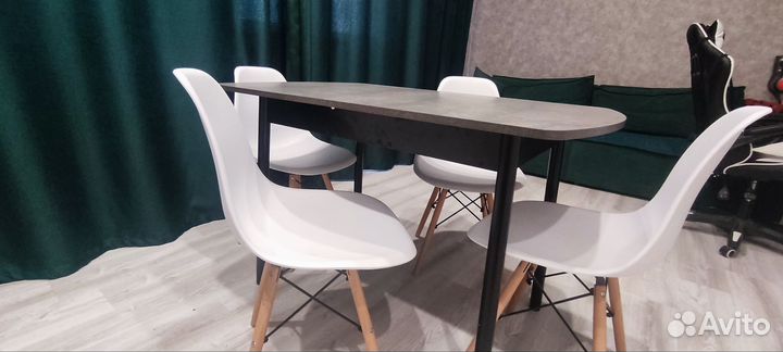 Кухонный стол и стулья бу