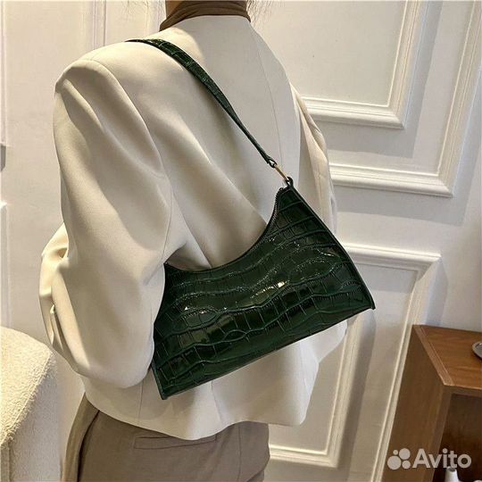 Женская сумка багет