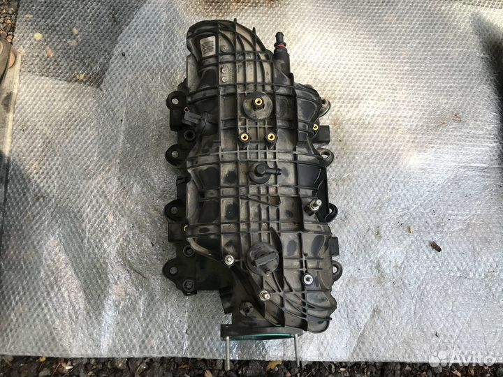 Коллектор впускной Chevrolet Tahoe III 06-14