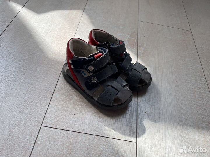 Сандали elegami