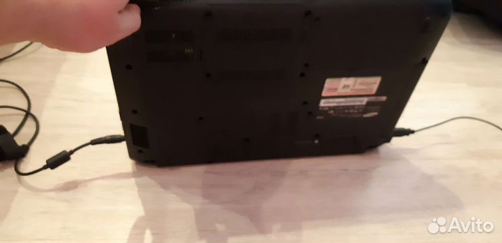 Ноутбук samsung r540