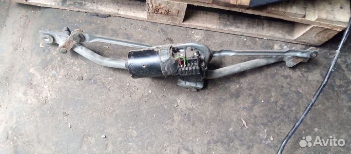 Трапеция дворников