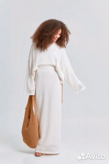 Трикотажный костюм женский с юбкой