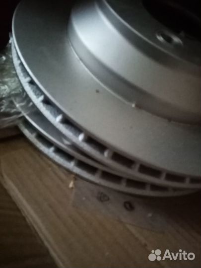 Тормозные диски и колодки