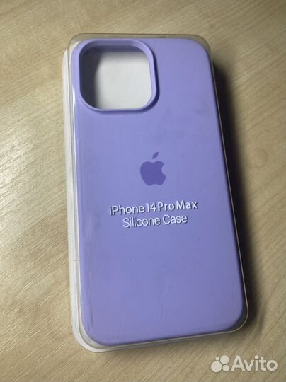 Чехол на iPhone 13