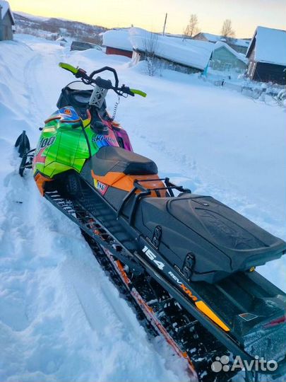 Снегоход BRP Ski-Doo Summit XM 154 800R