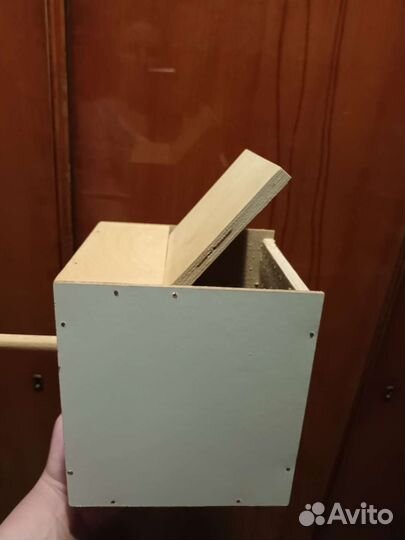 Гнездовой домик для волнистых попугаев