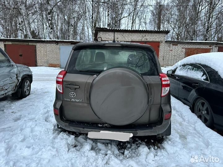 Toyota RAV4 2.0 AT, 2012, битый, 110 000 км