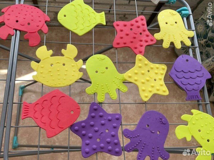 Противоскользящие коврики для ванной