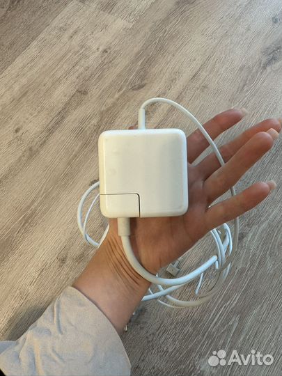 Зарядка для macbook