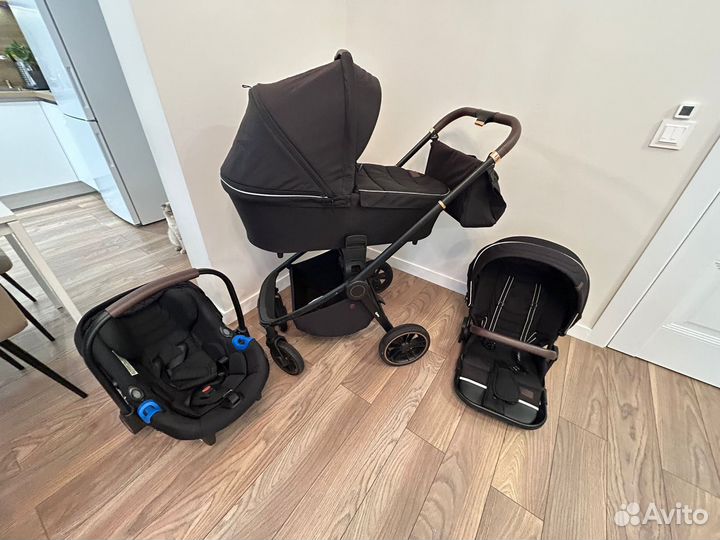 Коляска 3 в 1 Carello Epica