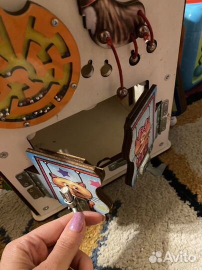 Бизиборд домик со светом