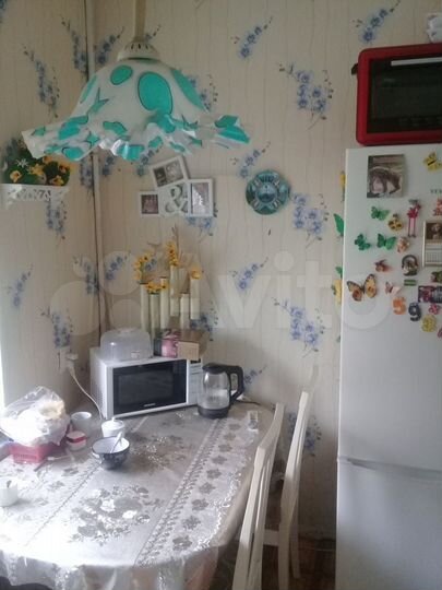 2-к. квартира, 52 м², 3/3 эт.