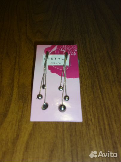 Продам серьги в ассортименте