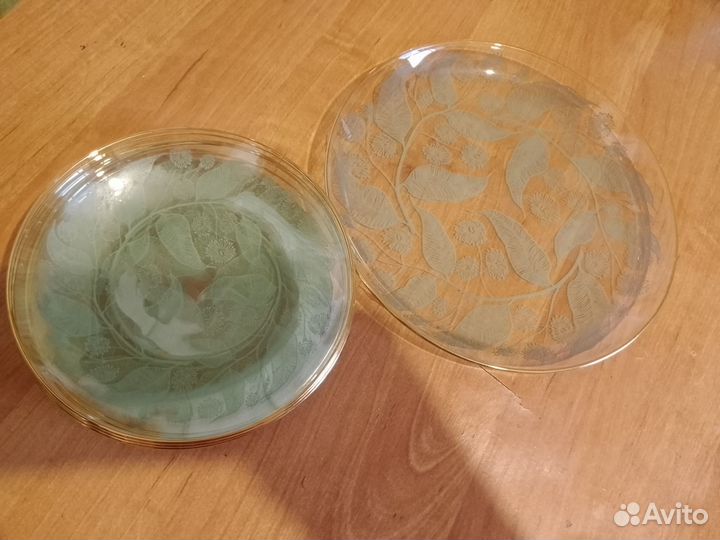 Стаканы и набор для десерта