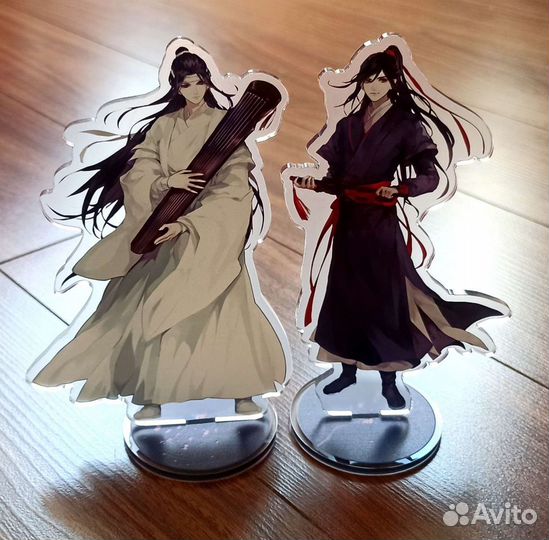 Две подставки аниме 