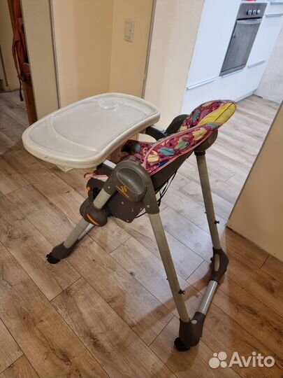 Детский стульчик для кормления chicco