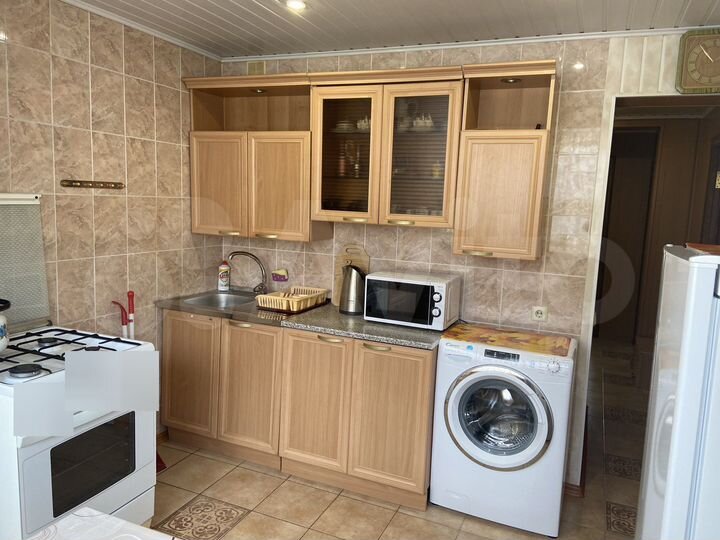 3-к. квартира, 75 м², 2/5 эт.