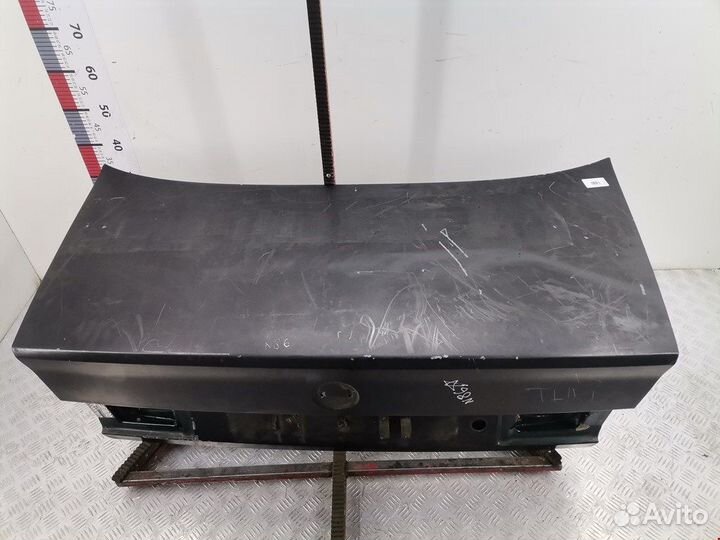 Крышка (дверь) багажника для BMW 5-Series (E34)