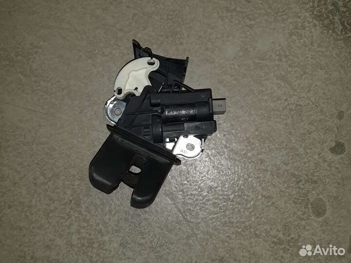 Замок багажника Audi