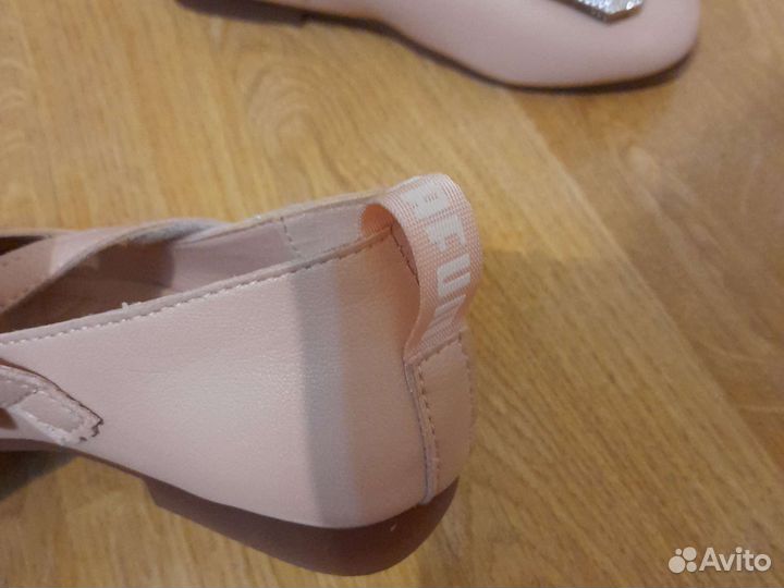 Нарядные туфли для девочки