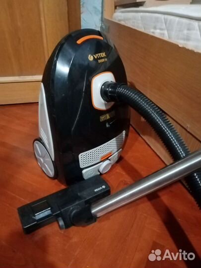 Пылесос Vitek