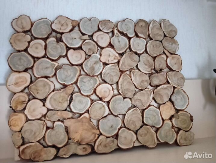 Панно из можжевельника