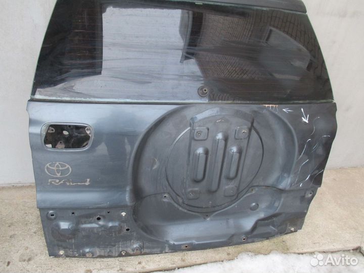 Дверь багажника Toyota RAV 4 2000-2005