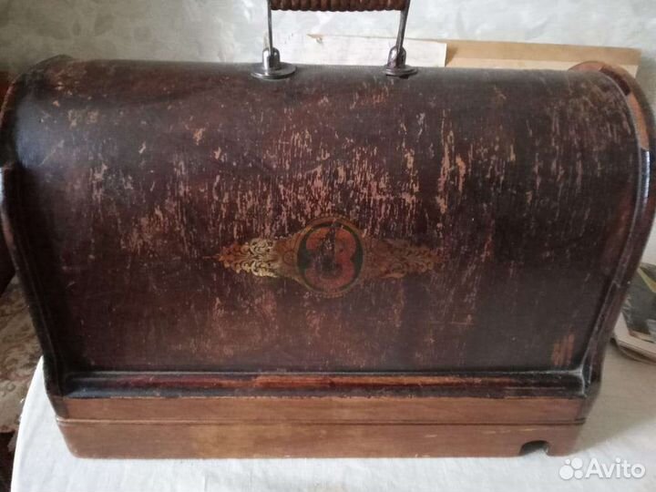 Швейная машина Singer