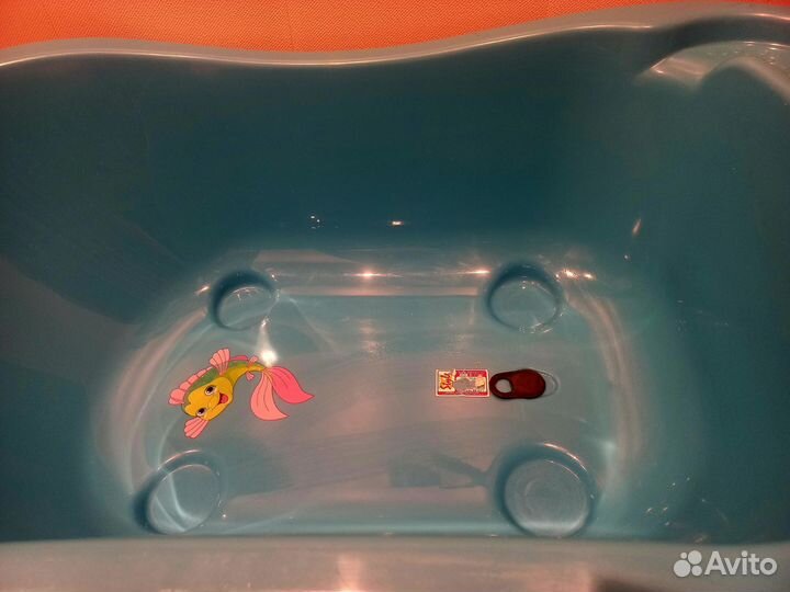 Ванночка для купания новорожденного