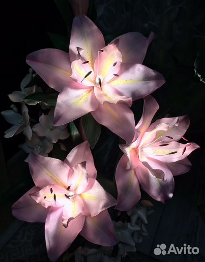 Светильник Лилия