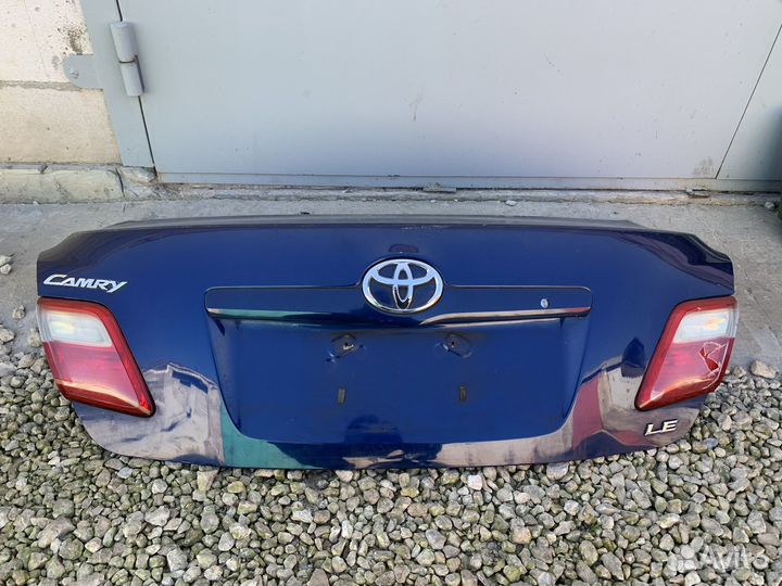Крышка багажника Toyota Camry 40