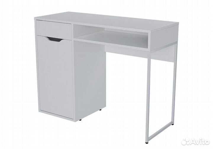 Стол письменный 