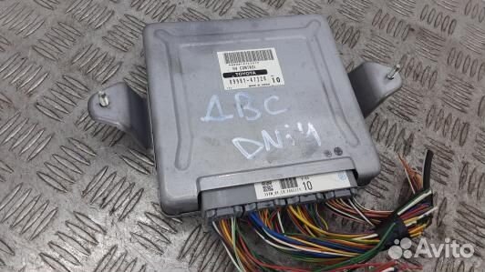 Блок управления двигателем toyota prius XW20 (DNI0