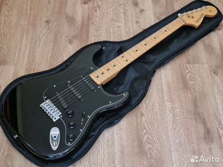 Tokai Custom Edition ST38 Black