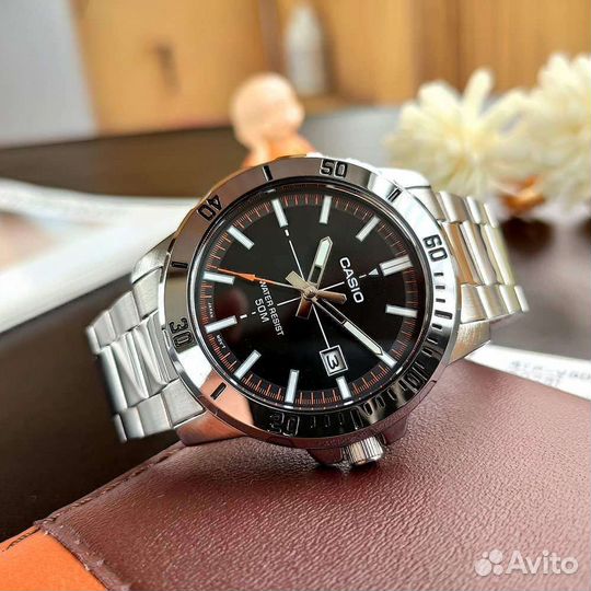 Мужские часы Casio MTP-VD01D-1E2 оригинал